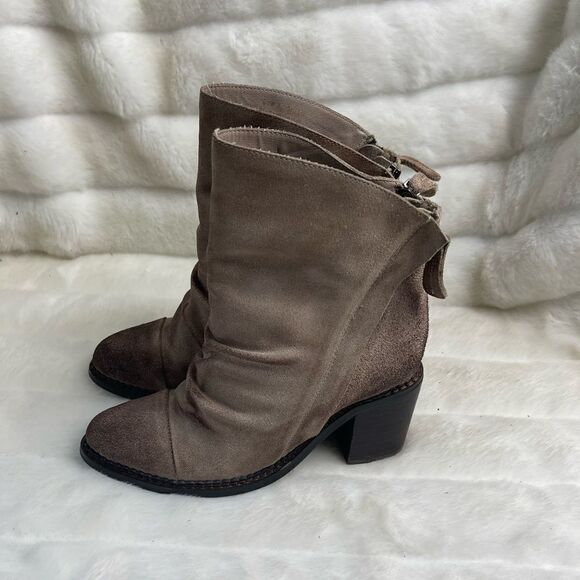 Sbicca Vintage Collection leather distressed suede light brown ankle boo… - Picture 1 of 10